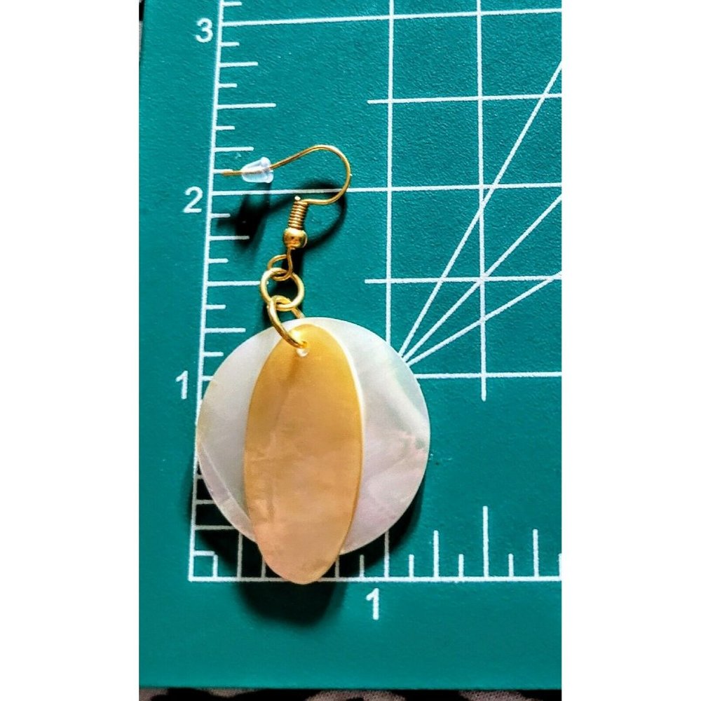 Women's Natrl White SeaShell Dangle-Drop Earrings 2 1/4" x 1 1/8" Gift MA23-wh - Picture 3 of 3